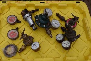 lot 784 image: Oxy-Acetylene Regulators