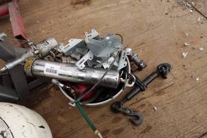 lot 811 image: Grease Guns, Binder, Fencing Brackets - Central Pneumatic Air Grease Gun