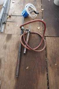 lot 806 image: 2 Manual Fluid Pumps