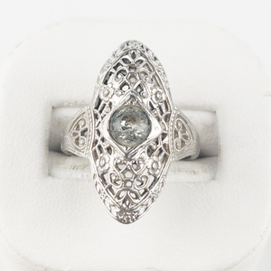 lot 61 image: Art Deco Filigree Sterling Silver Ring. Size 8 - 8.25.