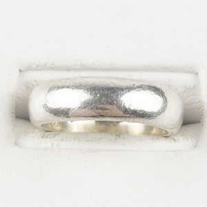 lot 70 image: Taxco, Mexico  Sterling Silver Dome Band . Size 5.25 - 5.5.