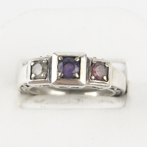 lot 85 image: Mutli Gemstone Sterling Silver Ring. Size 7.75 - 8.