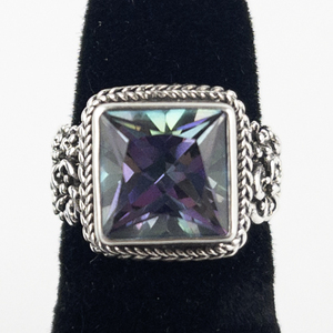 lot 95 image: Artisian Collection of Bali Sparkling Rave Quartz Sterling Silver Ring. Size 5.75 - 6.