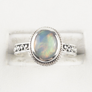 lot 98 image: Artisian Collection of Bali Opal  Sterling Silver Ring. Size 7 - 7.25.