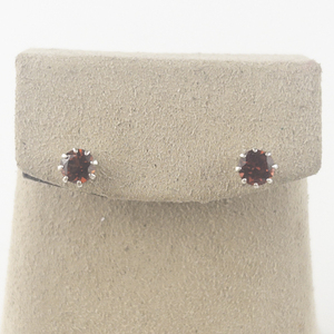 lot 134 image: Garnet Sterling Silver Stud Earrings .