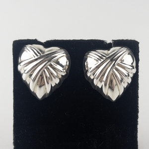 lot 158 image: Sunstone  Draped Puffy Heart Sterling Silver Post Back Pierced Earrings.