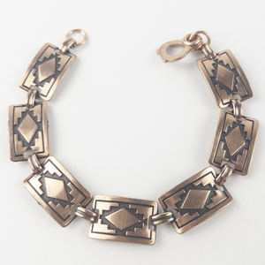 lot 195 image: Vintage Native American Stamped Copper Link Bracelet.