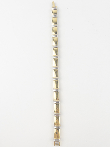 lot 213 image: Textured Two Tone Base Metal Link Bracelet.