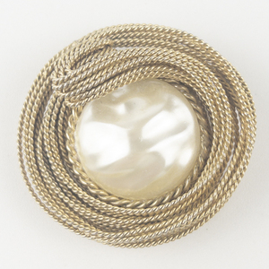 lot 235 image: Capri Simulated Mabe Pearl With A Hand Formed, Swept Multiwire Rope Frame.Yellow Plated Base Metal Brooch , Set With Simulated Mabe Pearl .
