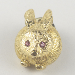 lot 250 image: Gold Crown  Pink Rhinestone Eye Textured Rabbit Gold Tone Base Metal Lapel Pin.