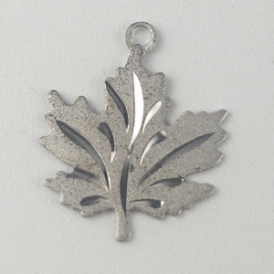 lot 322 image: Belspan  Etched Leaf sterling silver pendant (no chain).