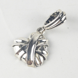 lot 338 image: Carolyn Pollack Roderick Tenorio Wrapped Heart sterling silver Enhancer.