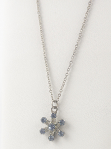 lot 372 image: Blue & White Rhinestone Snowflake Silver Tone Base Metal Pendant Necklace .