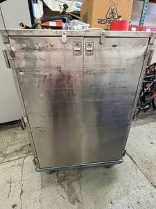 lot 22 image: MSRP $5500 Censitrac CPC Heavy Gauge Stainless Steel Closed Case Cart with Passive Lock & 4 Shelves - Engineered For A Sterile, Quiet, Efficient Surgical Environment - Built To Last More Than A Lifetime Good Condition