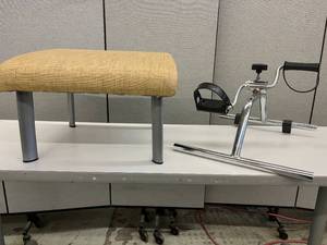 lot 77 image: Krug Ottoman Chair and MediCare Battle Creek Arm & Leg Peddling Pedlar Exerciser - In Great Condition