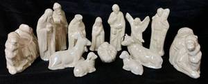 lot 50 image: 14 piece Vintage Nativity Set in Iridescent Cream