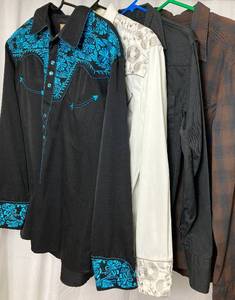 lot 95 image: Vintage Collection of Long Sleeved Western Shirts - Size Large