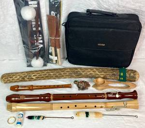 lot 153 image: Musical Instruments and Accessories