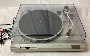 lot 116 image: Technics Model SL-D2 Direct Drive Automatic Turntable System