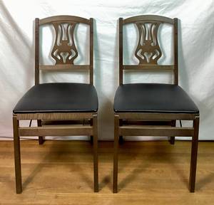 lot 122 image: Mid Century Vintage STAKMORE Solid Wood Padded Folding Chairs Set  of 2