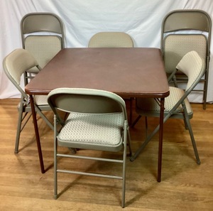 lot 121 image: Samsonite Folding Card Table and 6 Cosco Padded Chairs