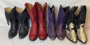 lot 113 image: Laredo, Ariat, Dingo, and American West Trading Co Cowboy Boots