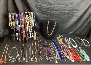lot 148 image: Collection of Necklace Slides & Pendants, Buckles and Scarf Slides- 40