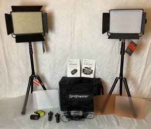 lot 19 image: ProMaster LED1000D Specialist LED 2 Light Transport Kit- Daylight Model# 1861