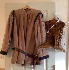 lot 278 image: Renaissance Coat, Belt and Boots