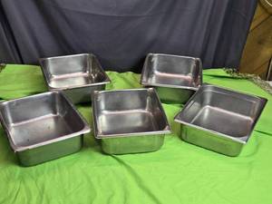 lot 12 image: Set of 5 Stainless Steel Food Pans - Commercial Grade