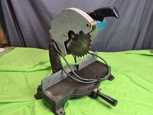 lot 13 image: Vintage Ohio Forge 10 Miter Saw with Blade - Made in Taiwan