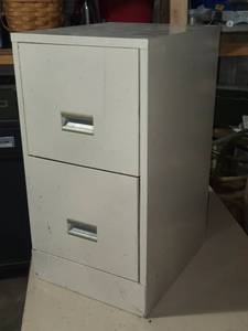 lot 38 image: Used 2-Drawer Metal File Cabinet in Light Gray