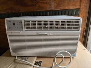 lot 48 image: Garrison In-Wall Air Conditioner Model 2498544 - 12,000 BTU