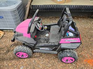 lot 57 image: Used Electric Ride-On Toy Car with Pink Accents