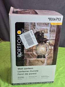 lot 82 image: Portfolio Outlook Caliburn Wall Lantern in Oil-Rubbed Bronze Finish