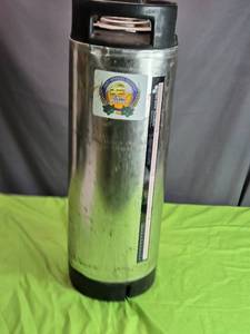 lot 94 image: Cornelius Keg - 5 Gallon Beverage Container