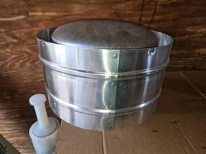 lot 133 image: Metal-Fab Vertical Termination High Wind Gas Vent Cap - Fits approx. 4 pipe