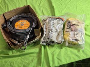 lot 229 image: Used and Untested Fall Protection Equipment - SafeWaze Harness and ThunderBolt Lanyard