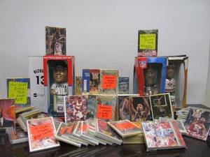 lot 15 image: Large Group of Assorted Basketball Cards & Bobbleheads