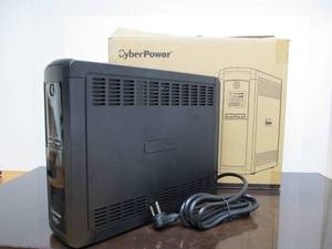lot 45 image: Working CYPERPOWER Model 1500va AVR Power Center
