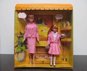lot 69 image: Mint in Box BARBIE & Skipper Knitting Pretty Set