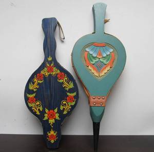 lot 102 image: 2 Carved Painted Sweden Bellows 