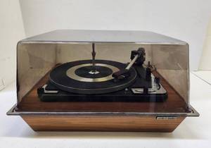 lot 112 image: Working DUAL 1009 United Audio Turntable