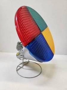 lot 136 image: Vintage Revolving Multi-Color Christmas Tree Light