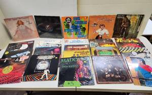 lot 187 image: Lot of Vintage Vinyl Records #5