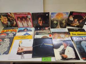 lot 189 image: Lot of Vintage Vinyl Records #7