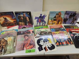 lot 190 image: Lot of Vintage Vinyl Records #8