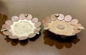 lot 272 image: 2 Old Mexican Folk Art Brass Ashtrays wCoins