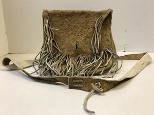 lot 285 image: Very Cool Old Vintage Western Leather Satchel 