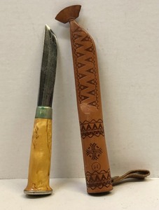 lot 296 image: Old Vintage Finland Hunting Knife wSheath